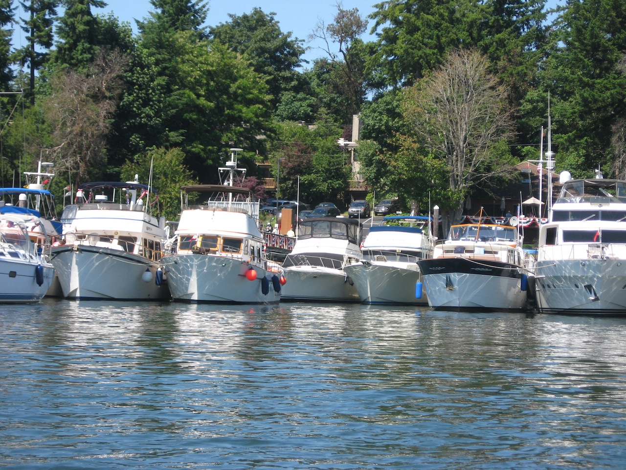 queen city yacht club menu